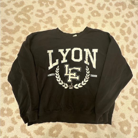 Crewneck - Picture 2 of 3